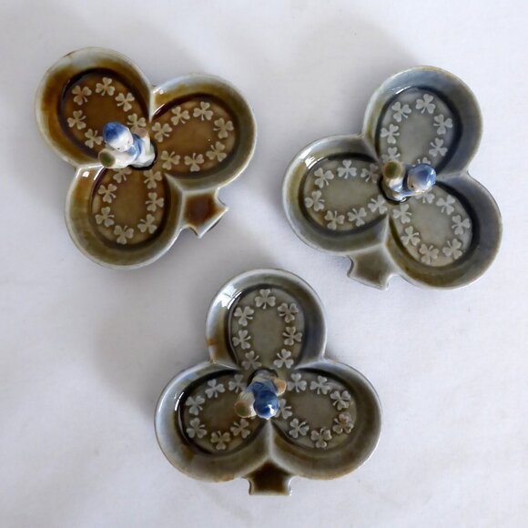 VINTAGE IRELAND IRISH WADE PORCELAIN SHAMROCK LEPRECHAUN ASHTRAY TRINKET DISHES - Picture 2 of 12